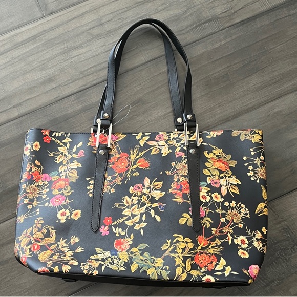 Disney AliceThrough the Looking Glass Collection Coleen Atwood Tote - Picture 3 of 10